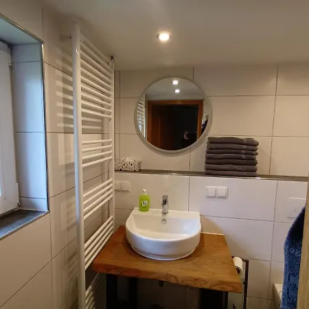 1893 Prázdninový dům *